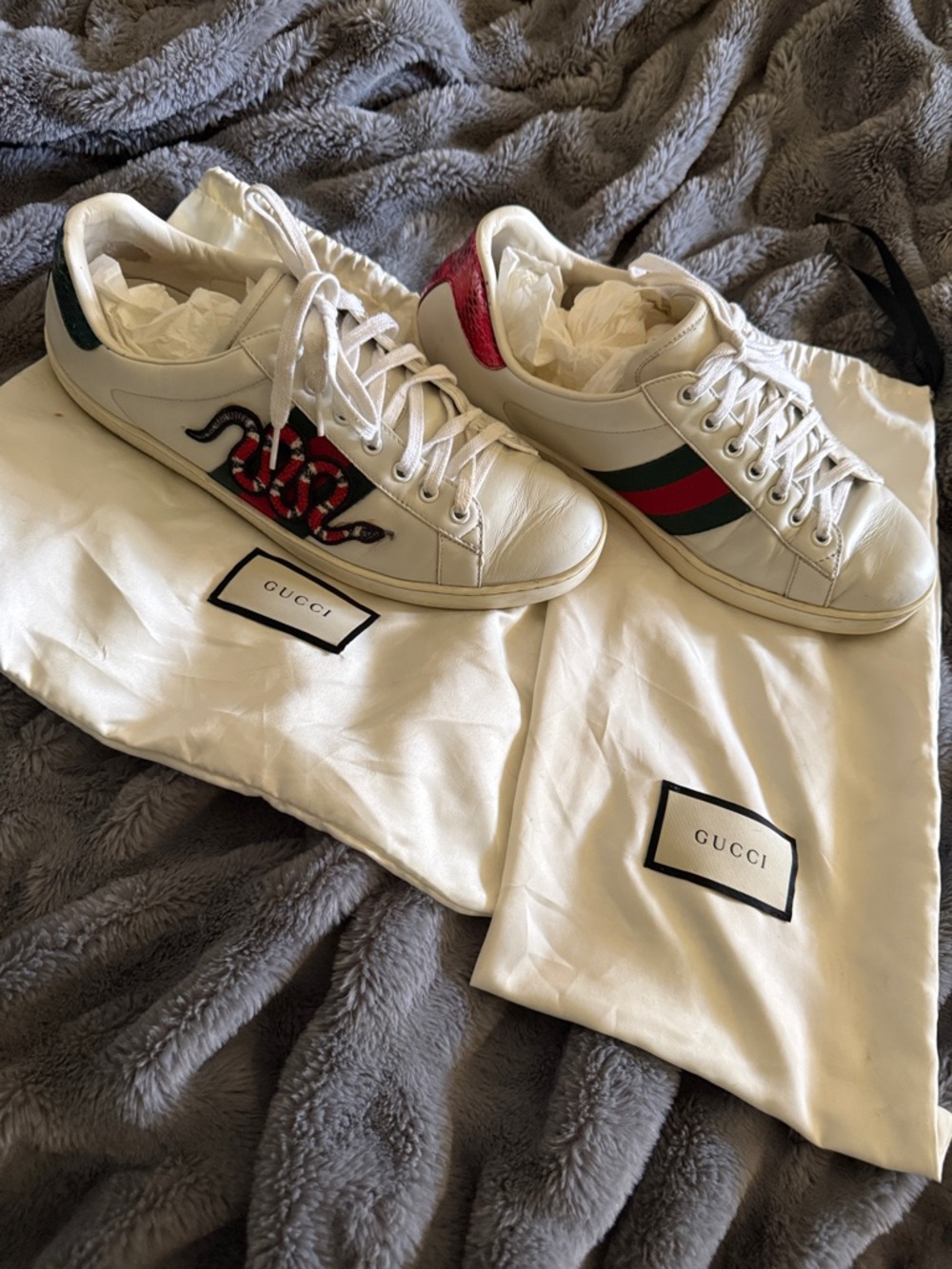 Gucci White Leather Sneakers with Red & Green Accents